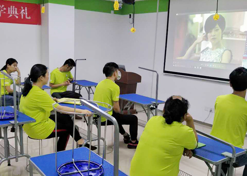 现场直击|圣宠常州分校[4月15日]美容班开学典礼！